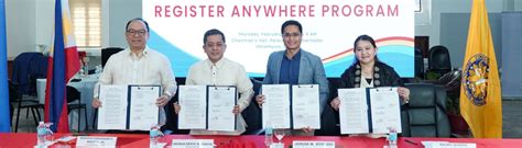 SM Supermalls, COMELEC, join forces for voter registration.